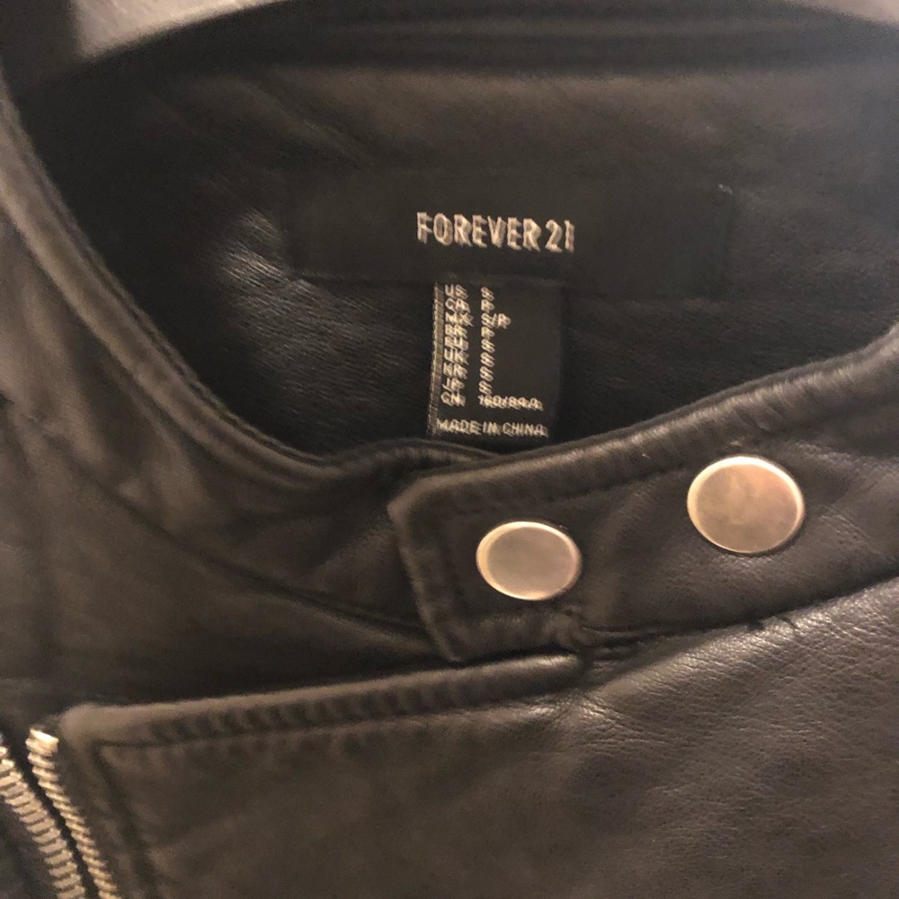 Leather Jacket - Picture 4 of 5